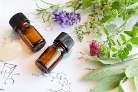 قطب علمی گیاهان معطر و اسانس‌ها